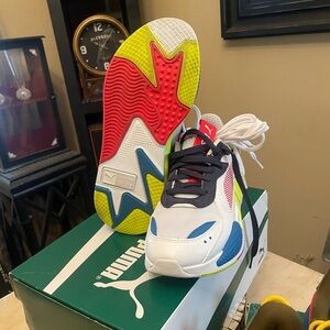 Boys Puma Tennis Shoes